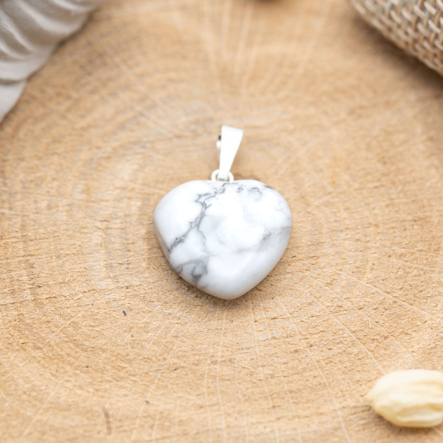 Howlite - Pendentif en Cœur 10 mm