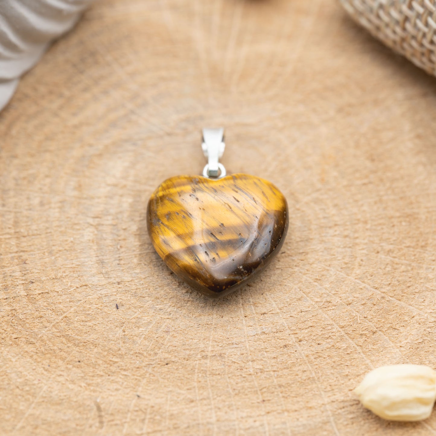 ŒIL DE TIGRE - PENDENTIF EN CŒUR 10 MM