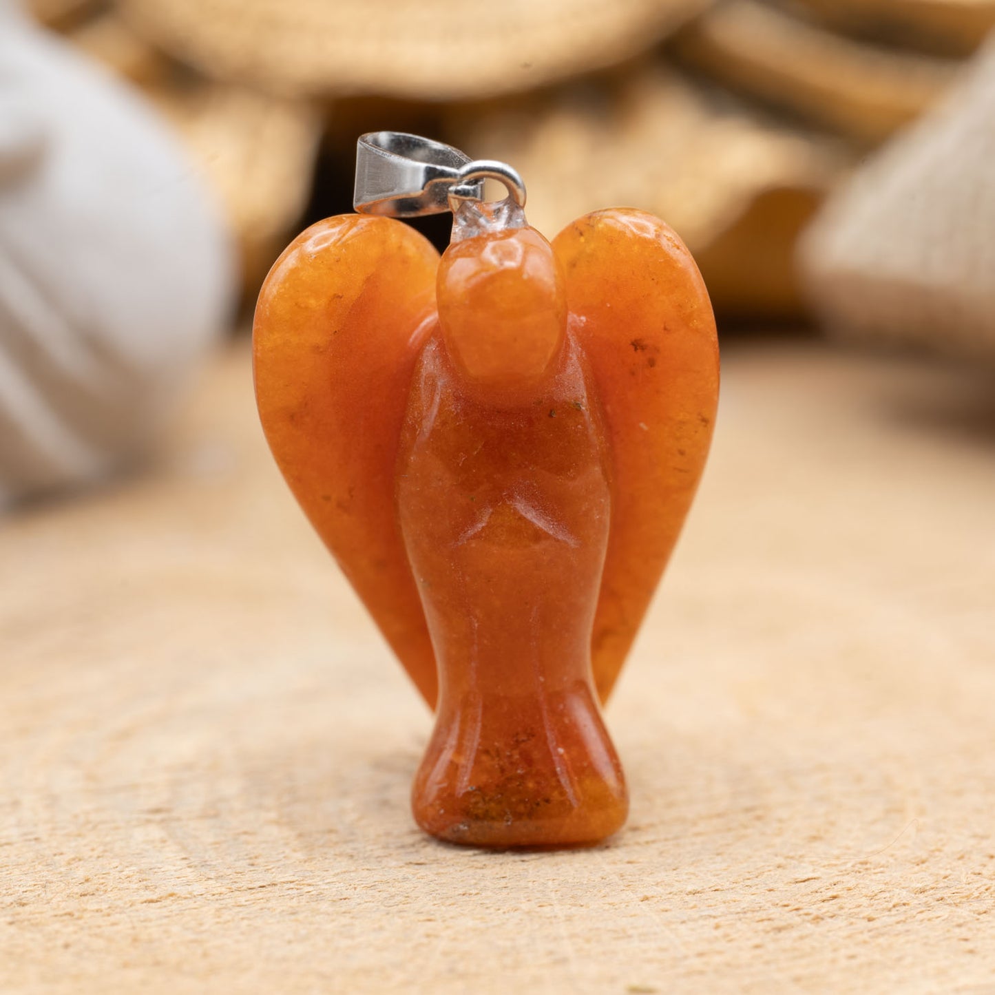 Cornaline - Pendentif en ange 25 mm