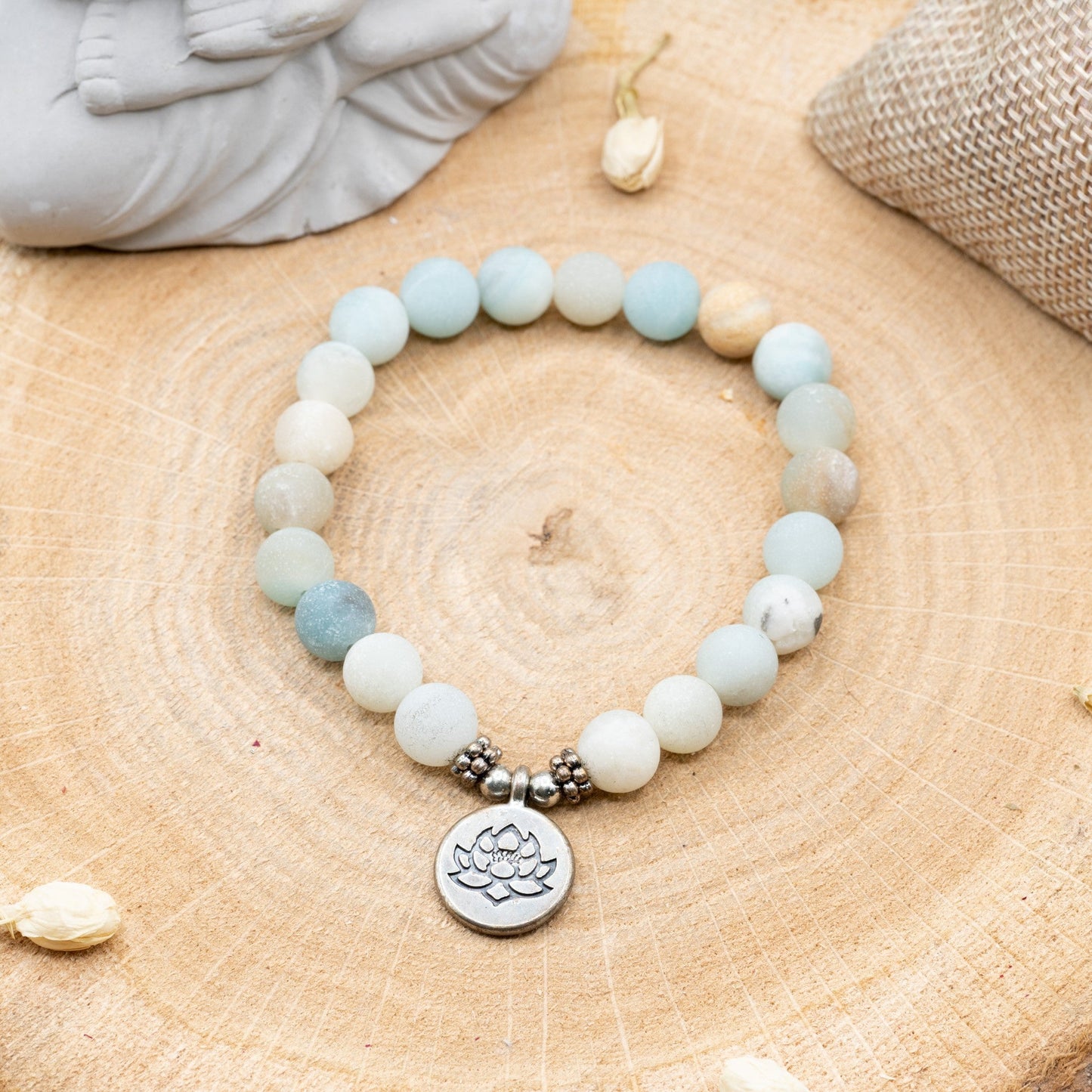 Amazonite givrée avec Lotus - Bracelet 8mm