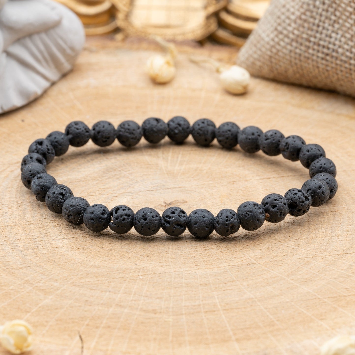 PIERRE DE LAVE - BRACELET 6 MM